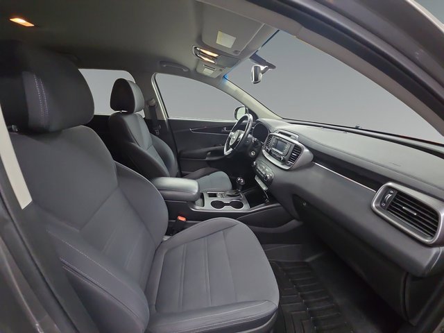 Used 2016 Kia Sorento LX w/ LX Convenience Package image 19