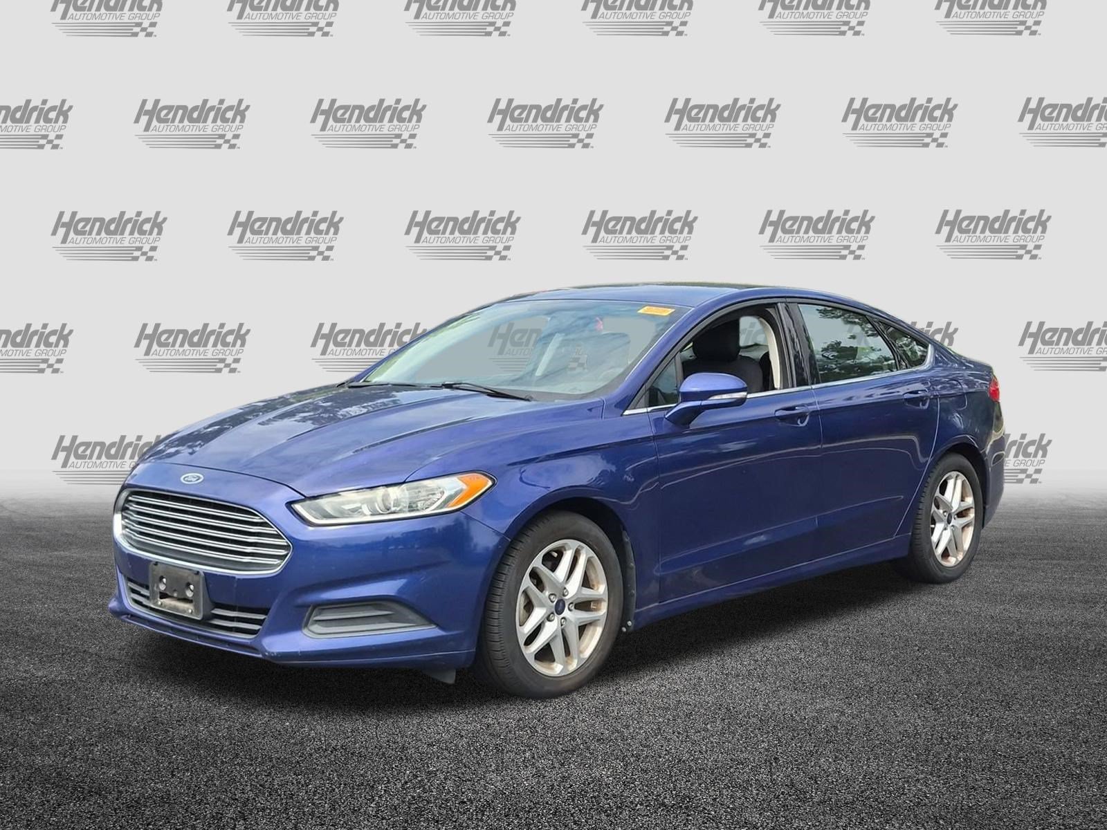 Used 2014 Ford Fusion SE FWD image 5