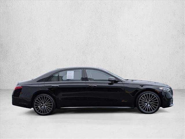 Used 2023 Mercedes-Benz S 580 4MATIC Sedan image 4