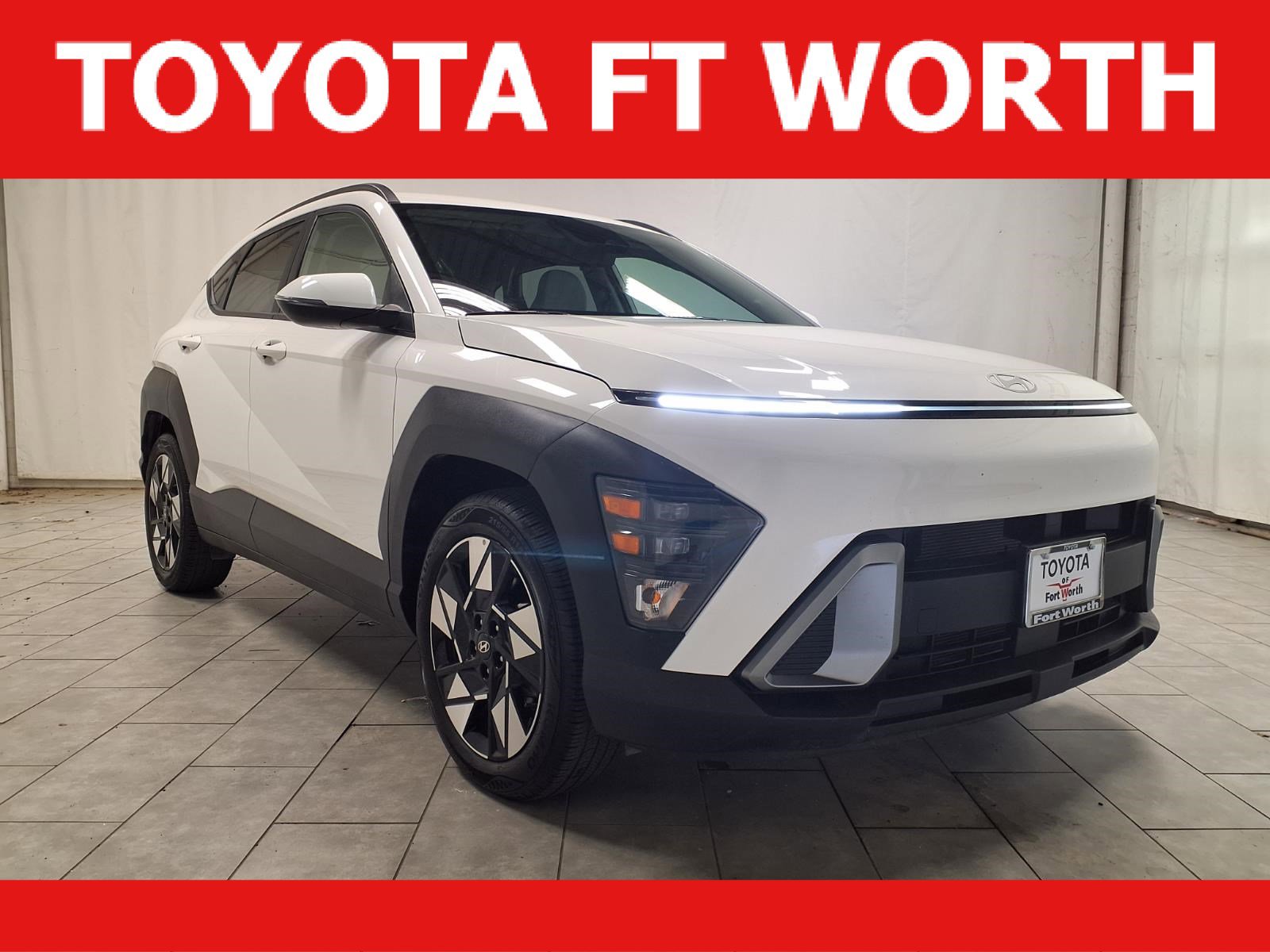 Used 2025 Hyundai Kona SEL FWD image 1