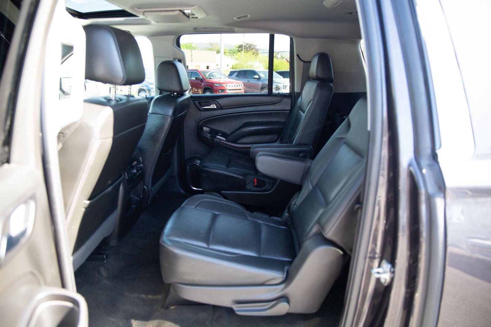 Used 2018 GMC Yukon XL SLT w/ Premium Edition AWD/4WD image 22