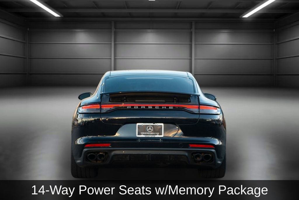 Used 2022 Porsche Panamera Platinum Edition image 4