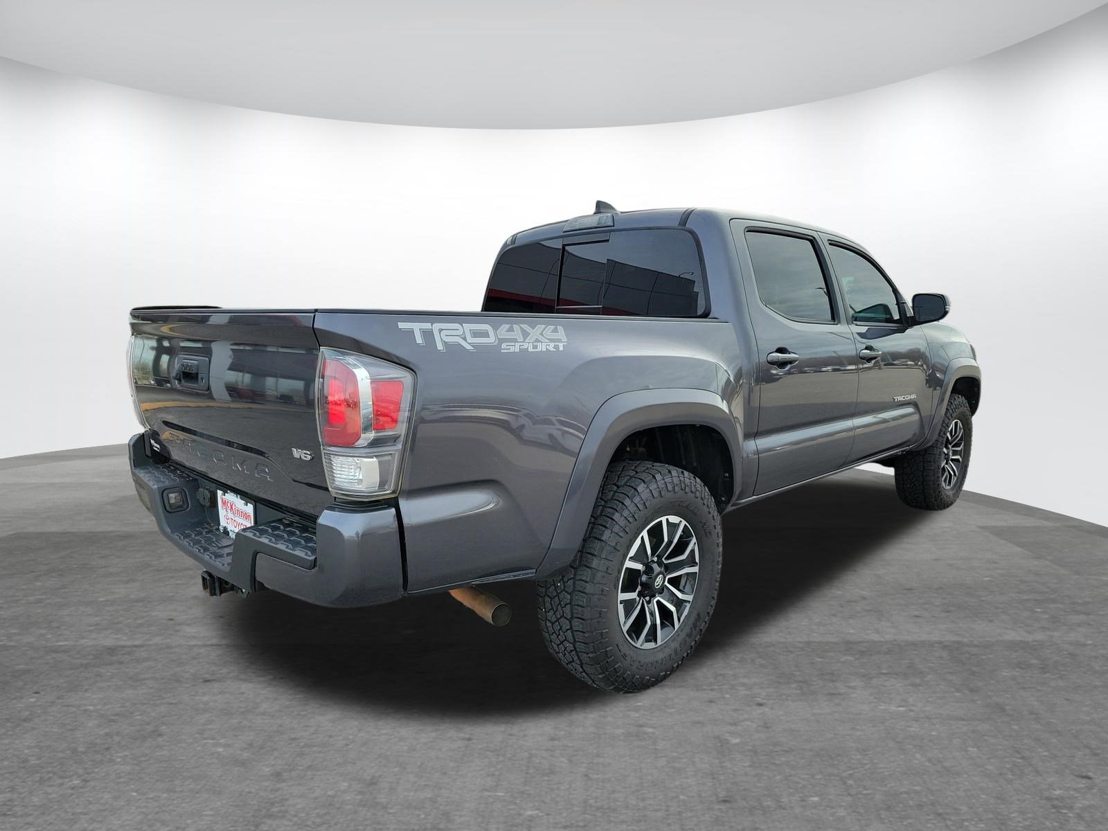 Used 2020 Toyota Tacoma TRD Sport image 5