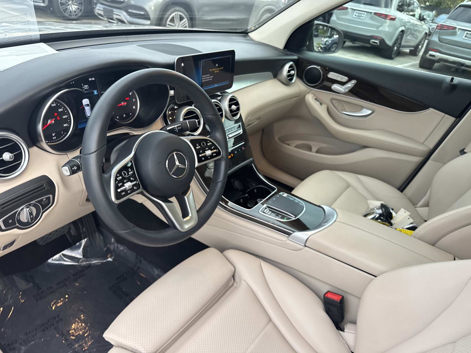 Certified 2022 Mercedes-Benz GLC 300 image 32