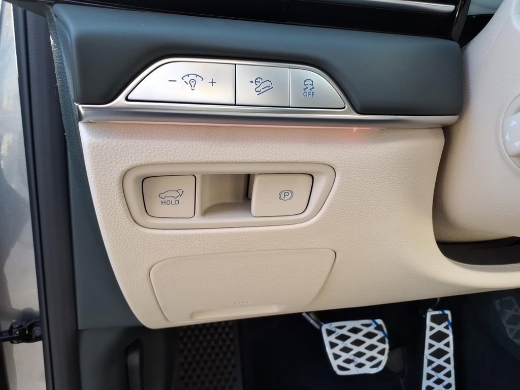 New 2026 Genesis GV80 3.5T e-SC AWD/4WD image 17