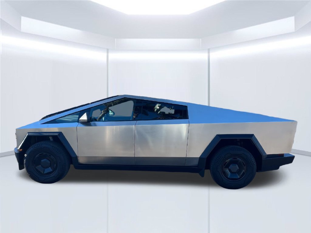 Used 2026 Tesla Cybertruck AWD Crew Cab image 2