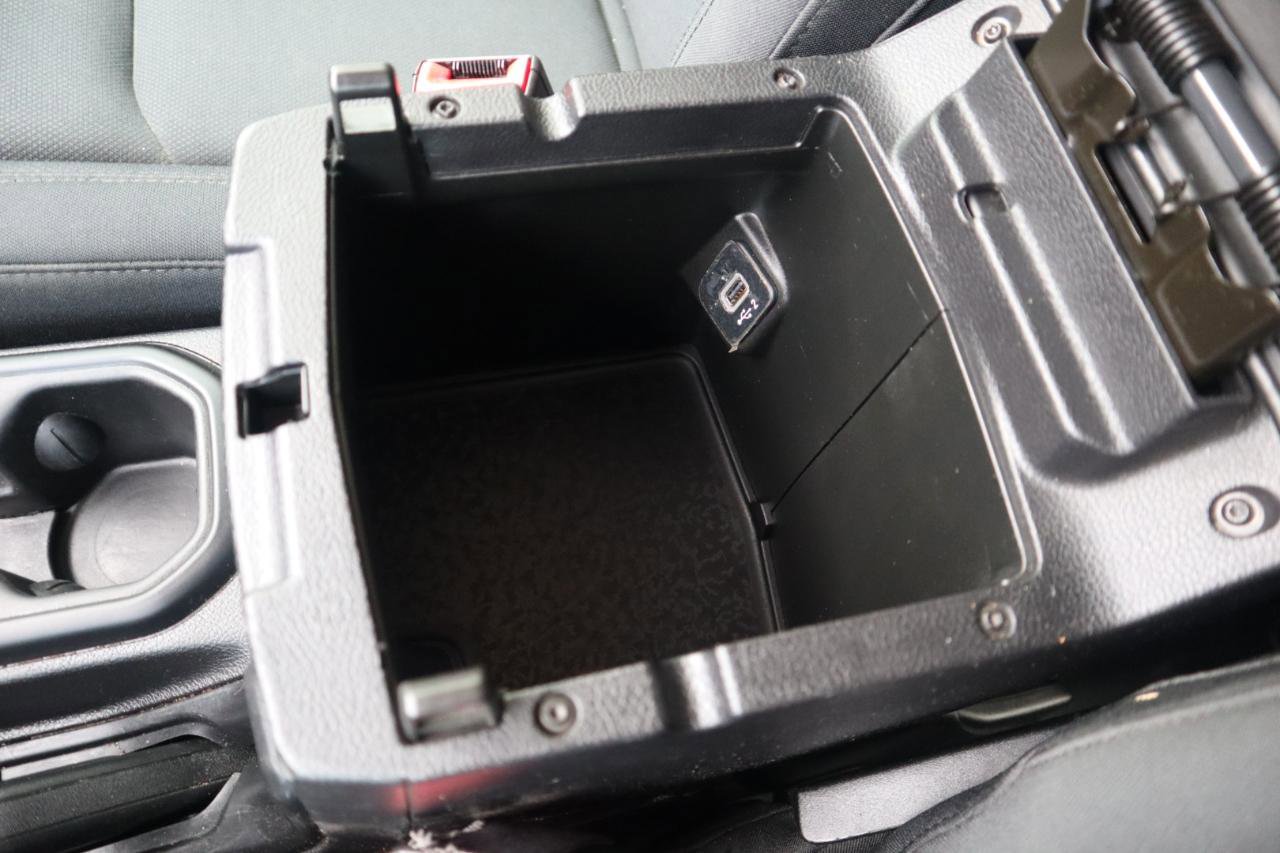 Used 2018 Jeep Wrangler Unlimited Sport S image 78