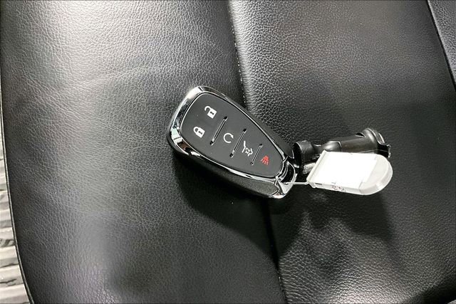 Used 2023 Chevrolet Traverse LT w/ LT Premium Package image 33