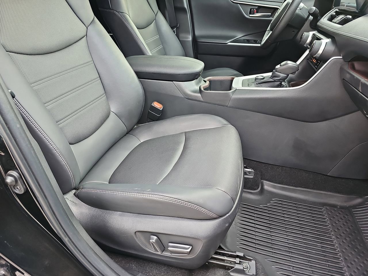 Used 2023 Toyota RAV4 Limited w/ Limited Grade Weather Package image 13