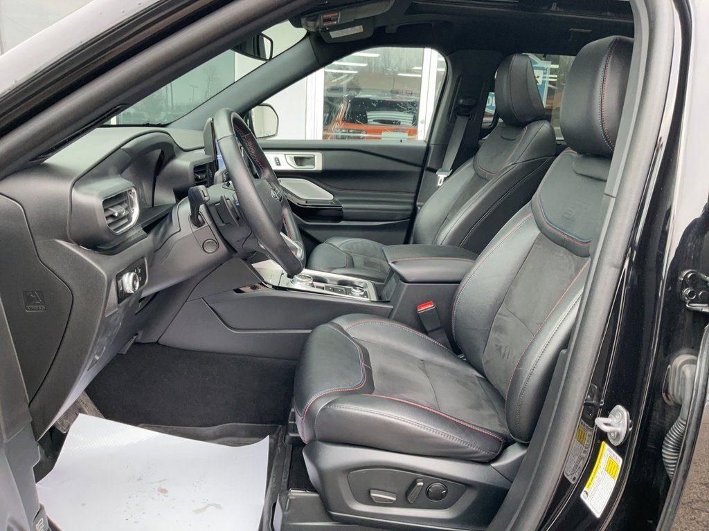 Used 2023 Ford Explorer ST w/ Equipment Group 401A image 8
