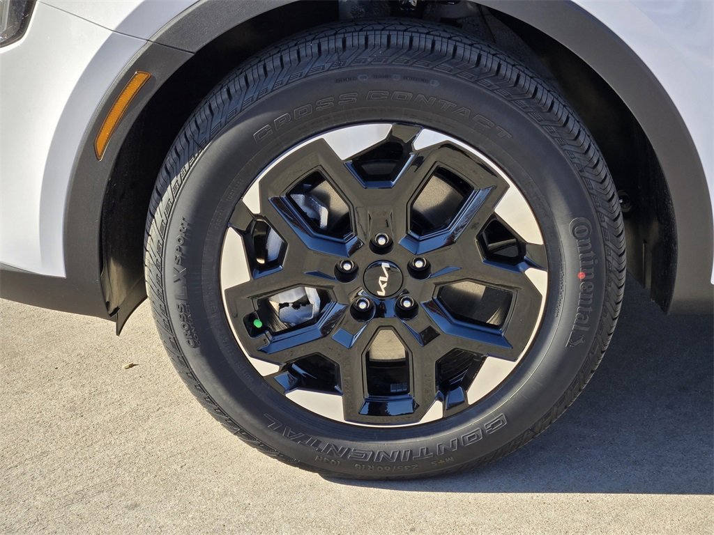 New 2026 Kia Sorento S w/ S Panoramic Sunroof Package image 16