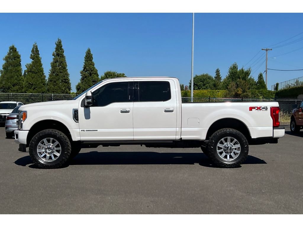 Used 2019 Ford F350 Limited image 9