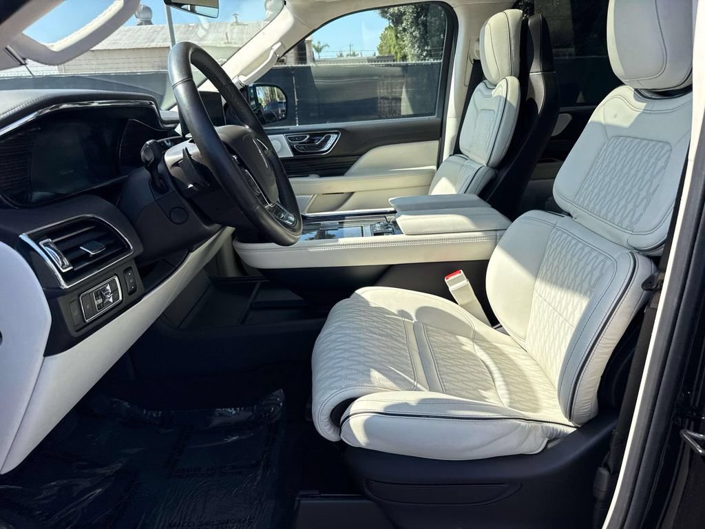 Certified 2022 Lincoln Navigator Black Label AWD/4WD image 23
