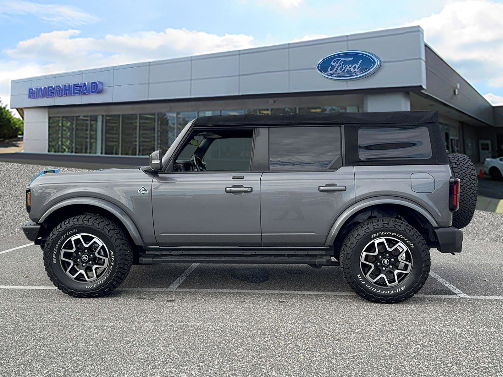 Used 2021 Ford Bronco Outer Banks image 3