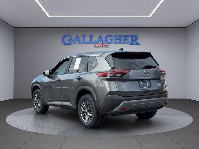 Used 2023 Nissan Rogue S image 7