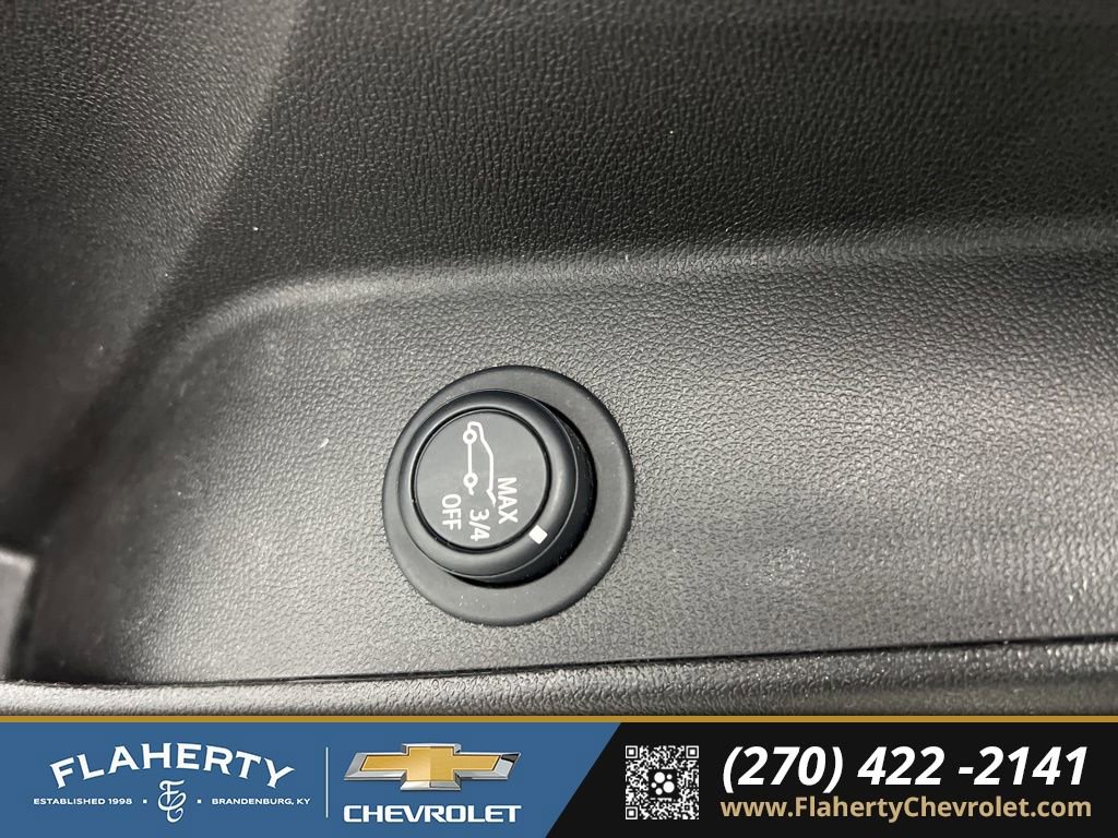 Used 2024 Chevrolet Equinox LT FWD image 22