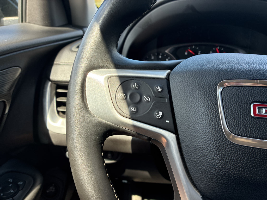 Used 2024 GMC Terrain SLT AWD/4WD image 23