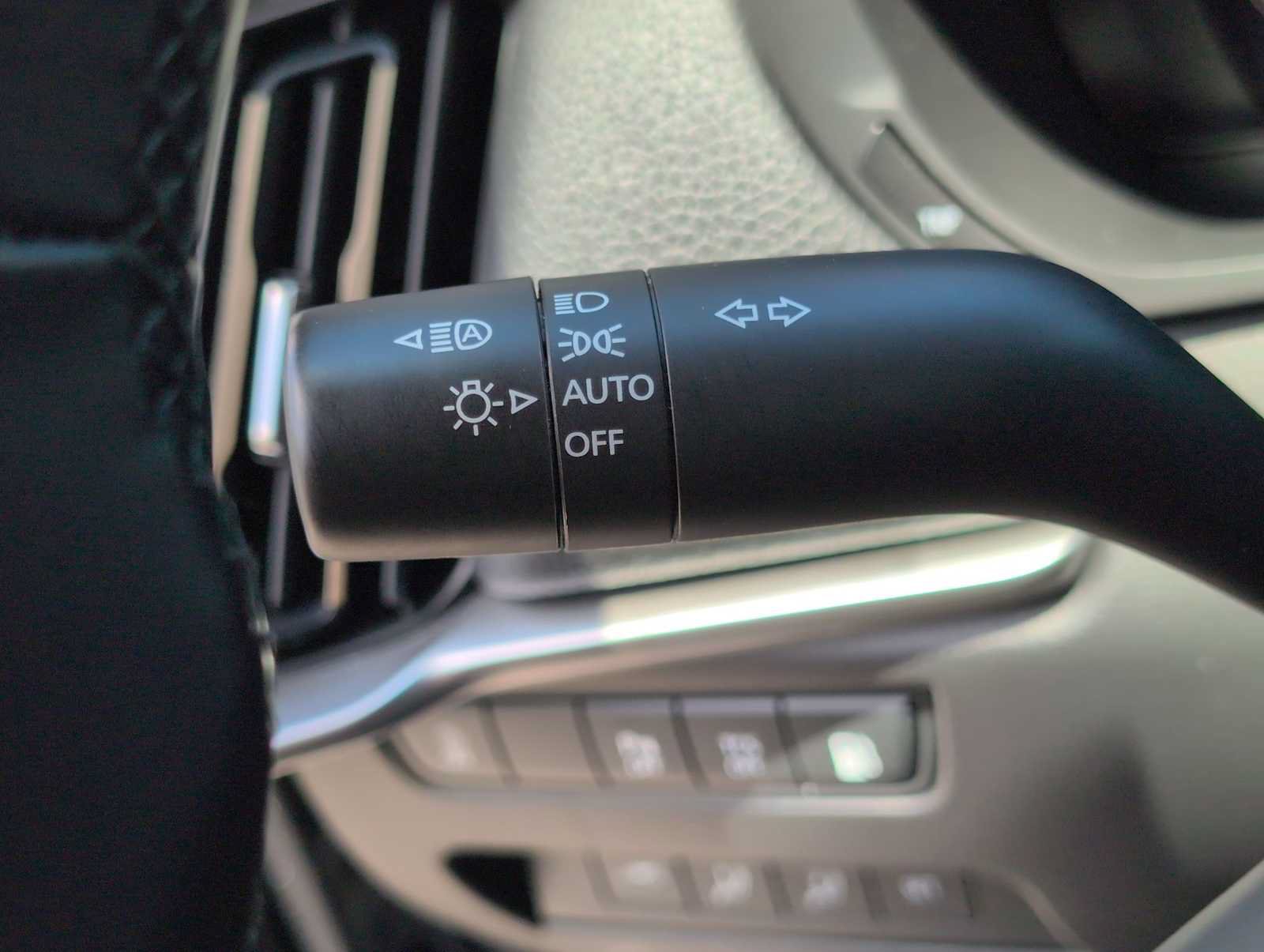 Used 2024 MAZDA CX-90 Plug-In Hybrid w/ Premium Pkg AWD/4WD image 26