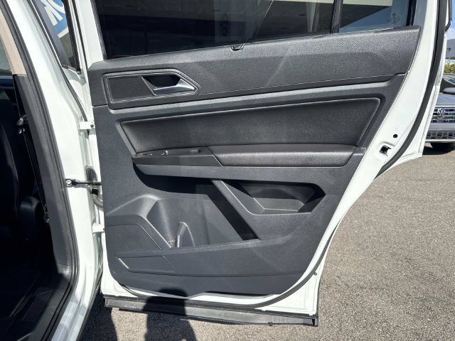Used 2019 Volkswagen Atlas SE w/ Towing Package FWD image 32