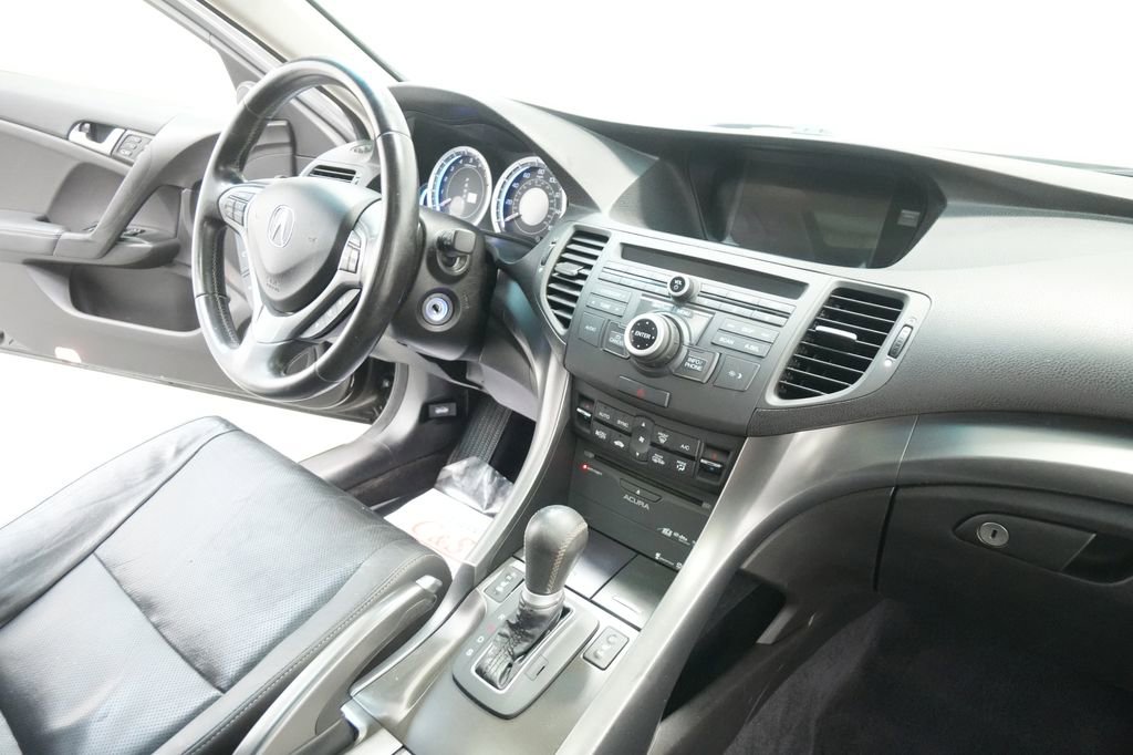 Used 2013 Acura TSX Sport Wagon image 28