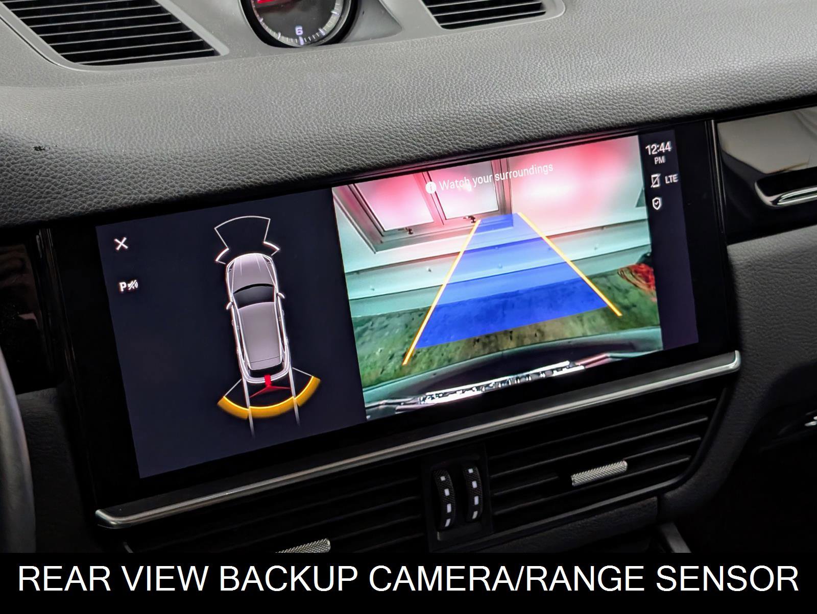 Used 2022 Porsche Cayenne Platinum Edition w/ Premium Package image 39