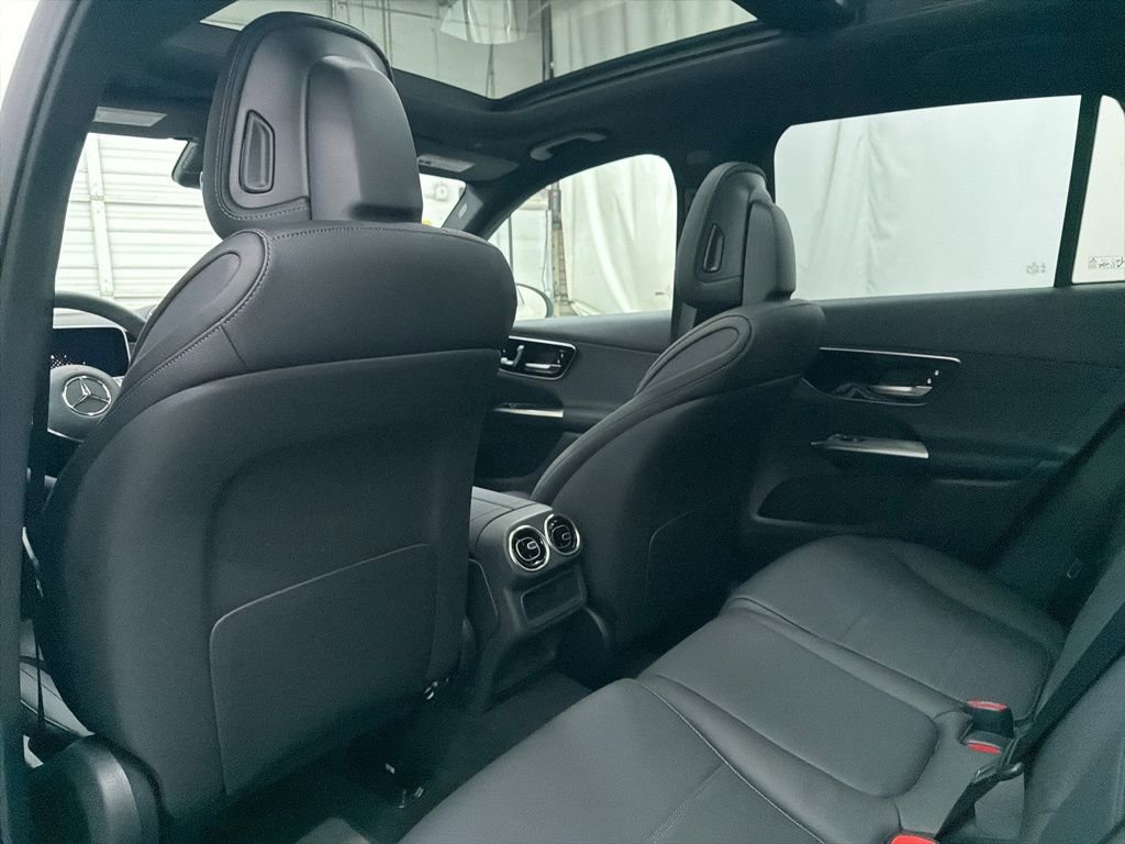 New 2026 Mercedes-Benz GLC 300 4MATIC image 18