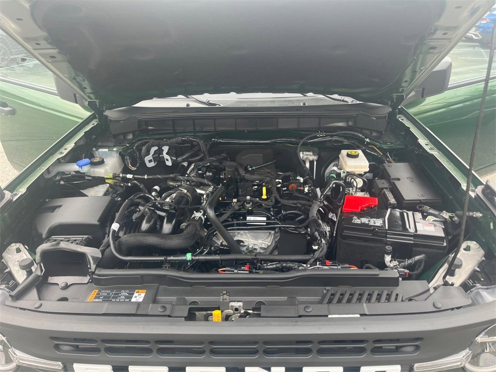 Used 2024 Ford Bronco Black Diamond image 27