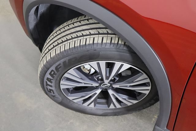Used 2023 Nissan Rogue SV FWD image 35