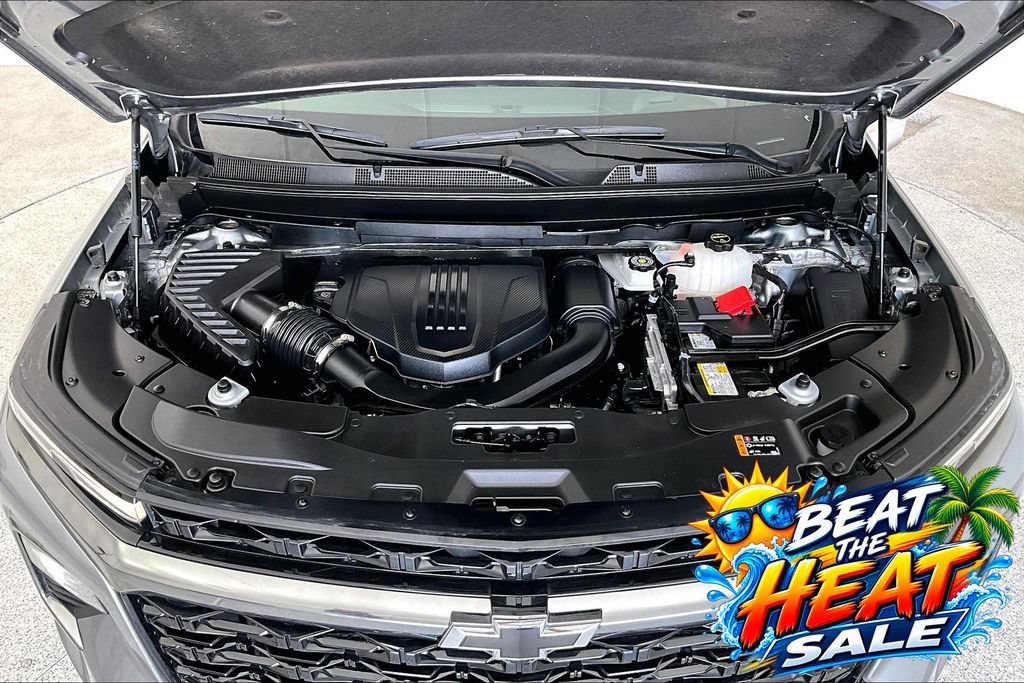 Used 2025 Chevrolet Traverse Z71 AWD/4WD image 12