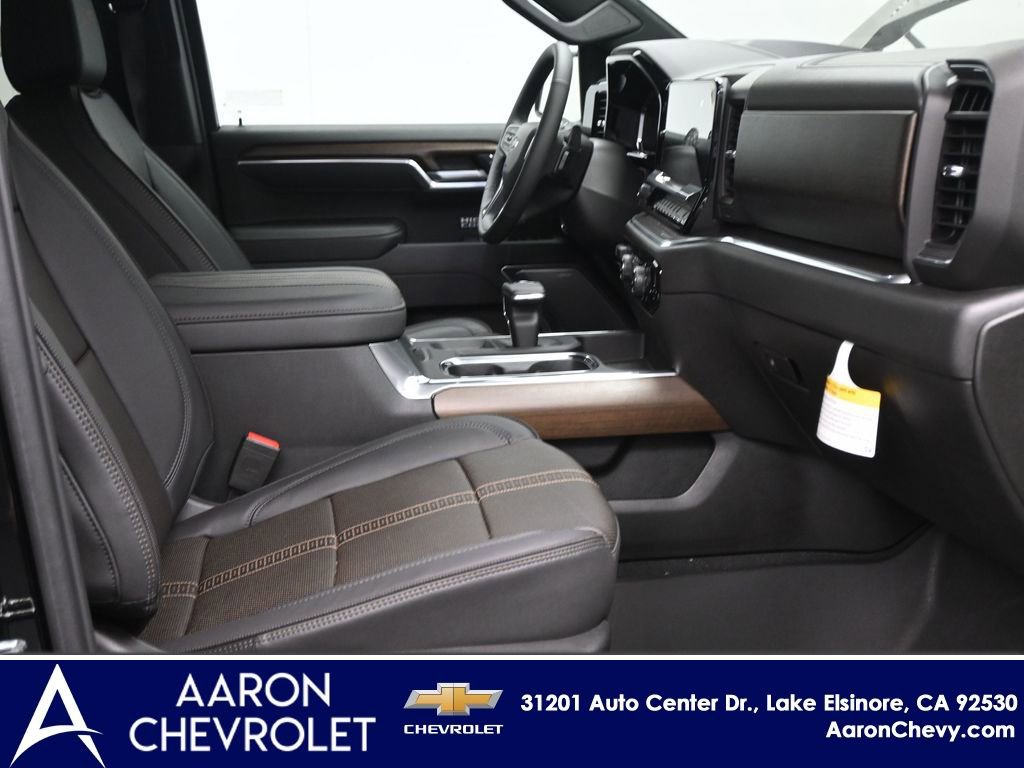 New 2025 Chevrolet Silverado 1500 High Country w/ Midnight Edition image 33