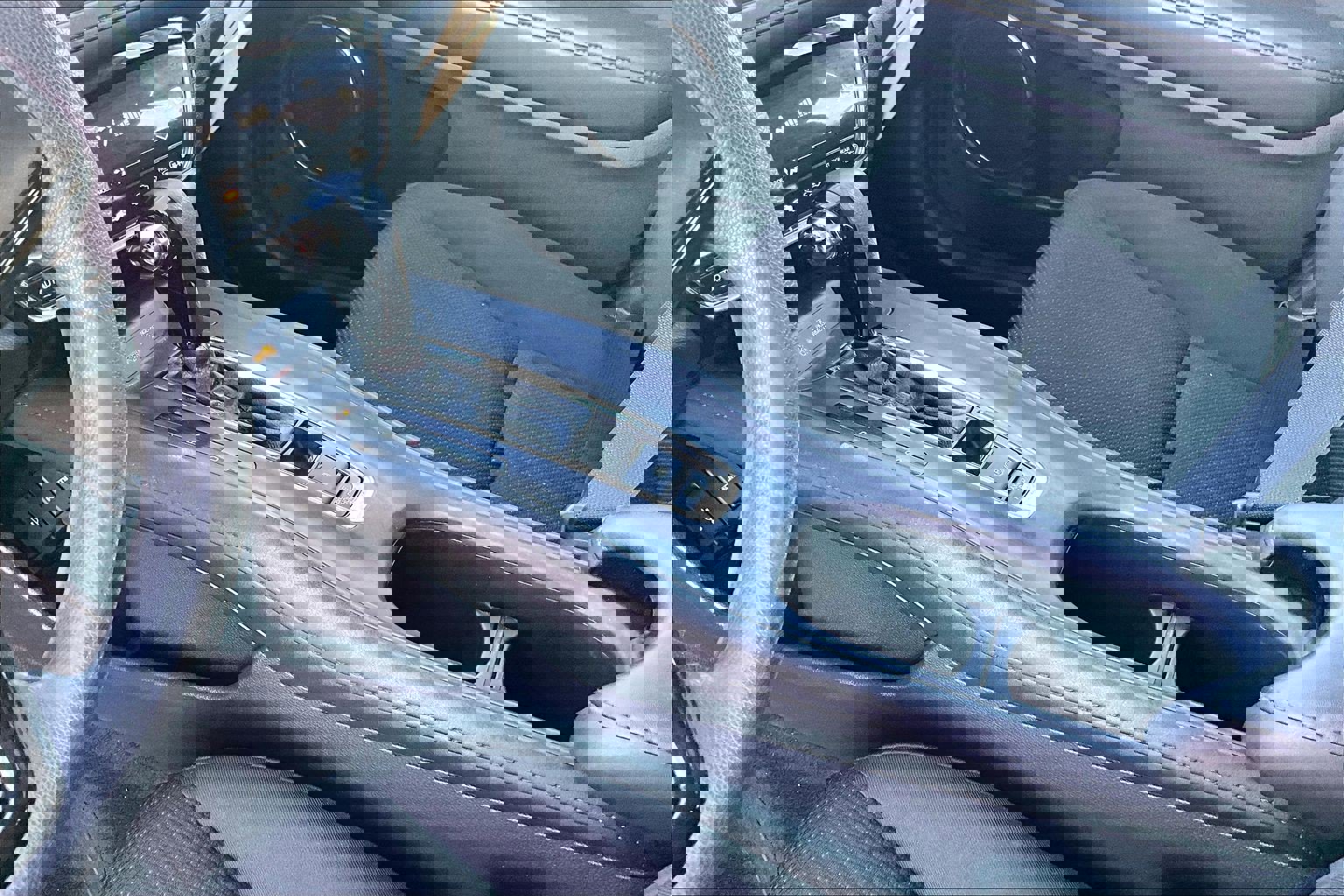 Used 2018 Honda HR-V EX image 12