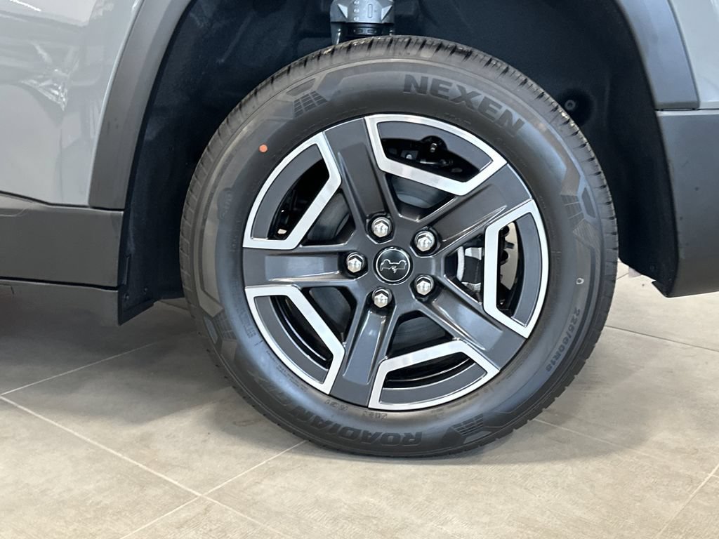 New 2026 Jeep Cherokee Laredo AWD/4WD image 17