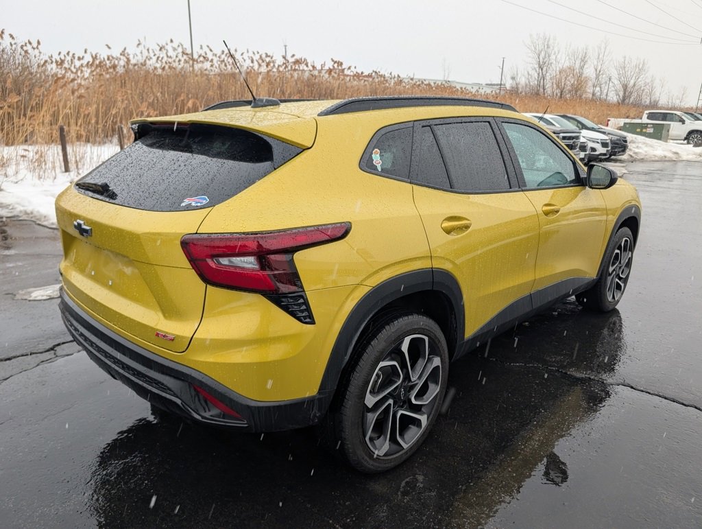 Used 2024 Chevrolet Trax RS w/ Driver Confidence Package image 7