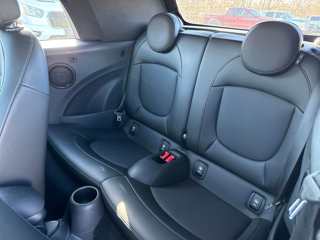 Used 2020 MINI Cooper Convertible image 24