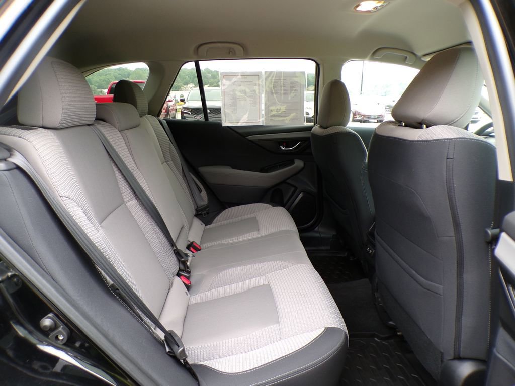 Used 2020 Subaru Outback Premium AWD/4WD image 19