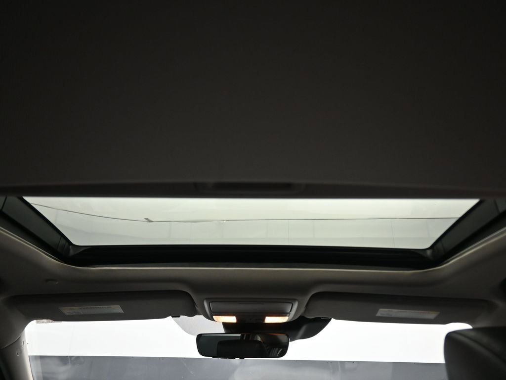 Used 2022 Honda Accord EX-L image 41