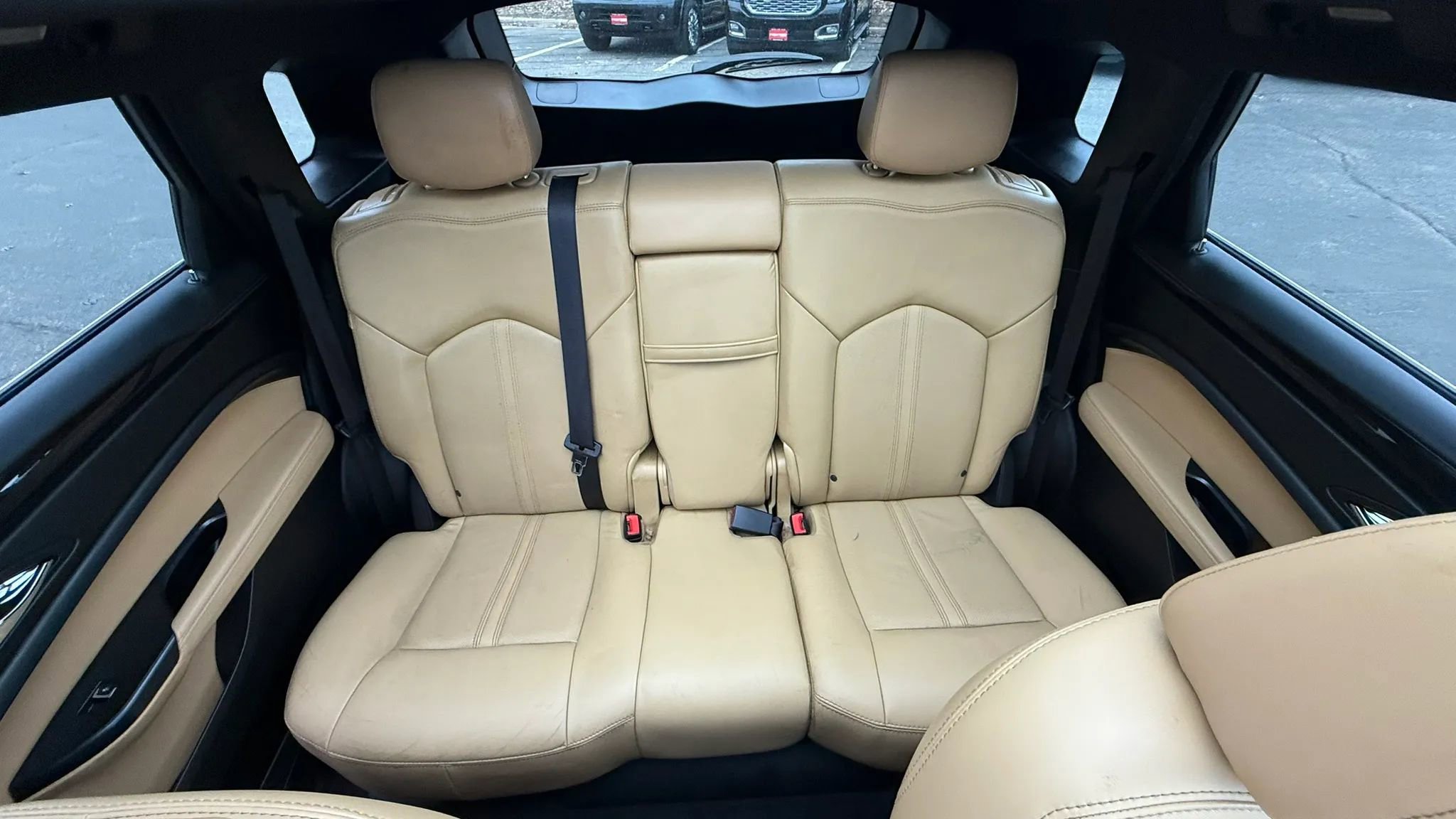 Used 2015 Cadillac SRX Luxury w/ Driver Awareness Package image 33