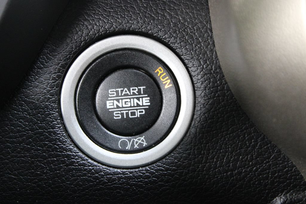 Used 2023 RAM 3500 Laramie AWD/4WD image 44