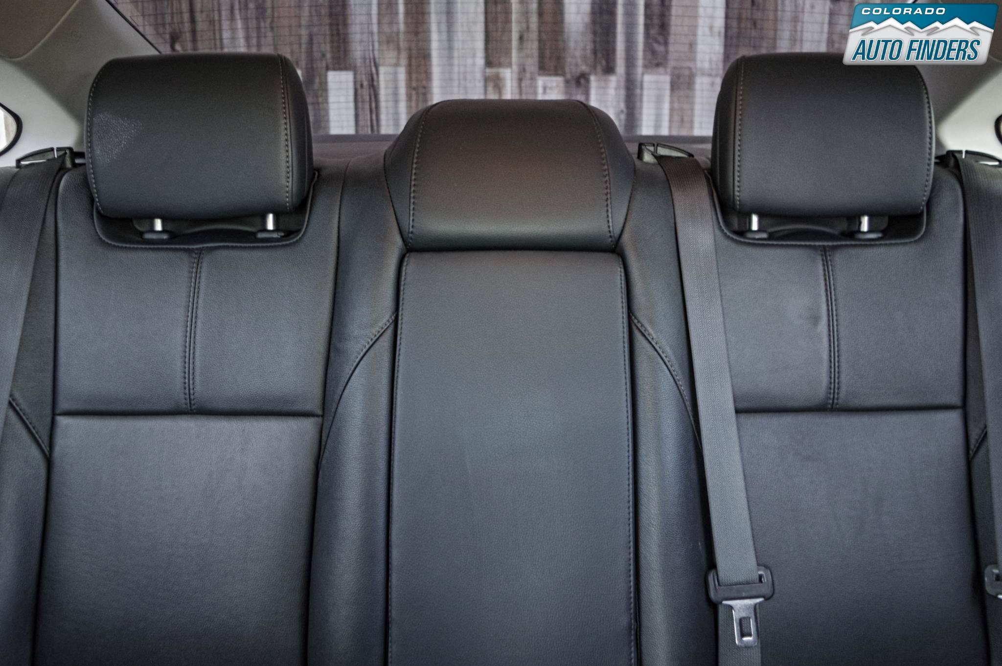 Used 2013 Toyota Avalon XLE Premium FWD image 23