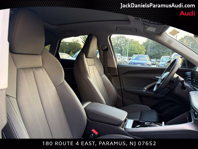 Certified 2025 Audi Q5 Premium Plus w/ Premium Plus AWD/4WD image 20