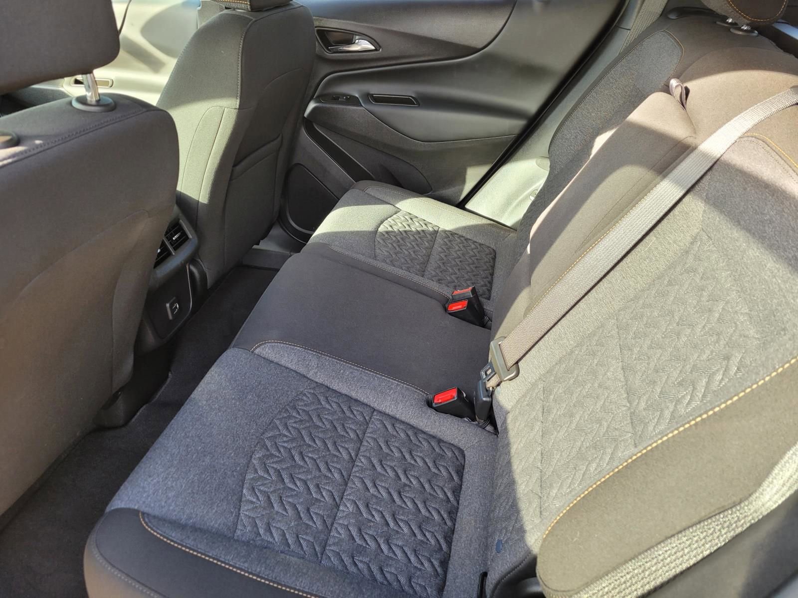 Used 2024 Chevrolet Equinox LT FWD image 15