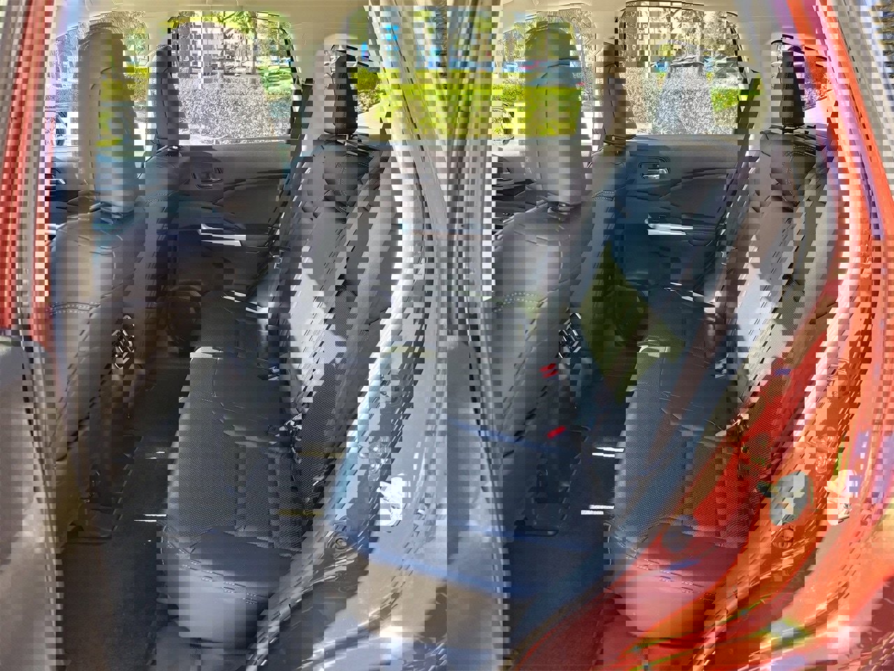 Used 2016 Honda CR-V Touring image 11