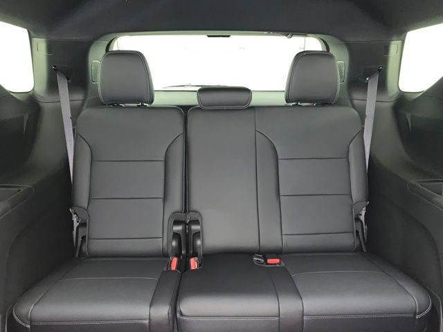 New 2026 Chevrolet Traverse LT w/ Midnight/Sport Edition image 27
