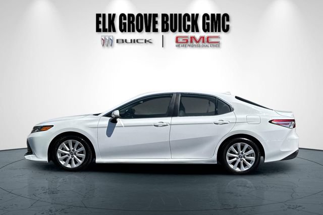 Used 2019 Toyota Camry LE FWD image 7