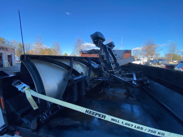 Used 2013 Ford F550 Full Dump and Plows w/ Payload Upgrade Pkg image 10