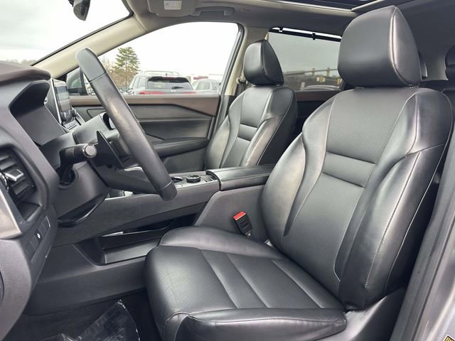 Used 2023 Nissan Rogue SV w/ SV Premium Package image 16