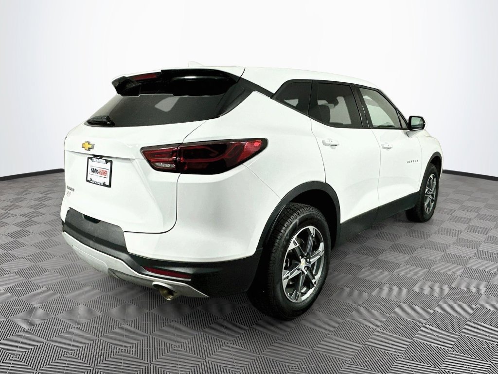 Used 2024 Chevrolet Blazer LT FWD image 10