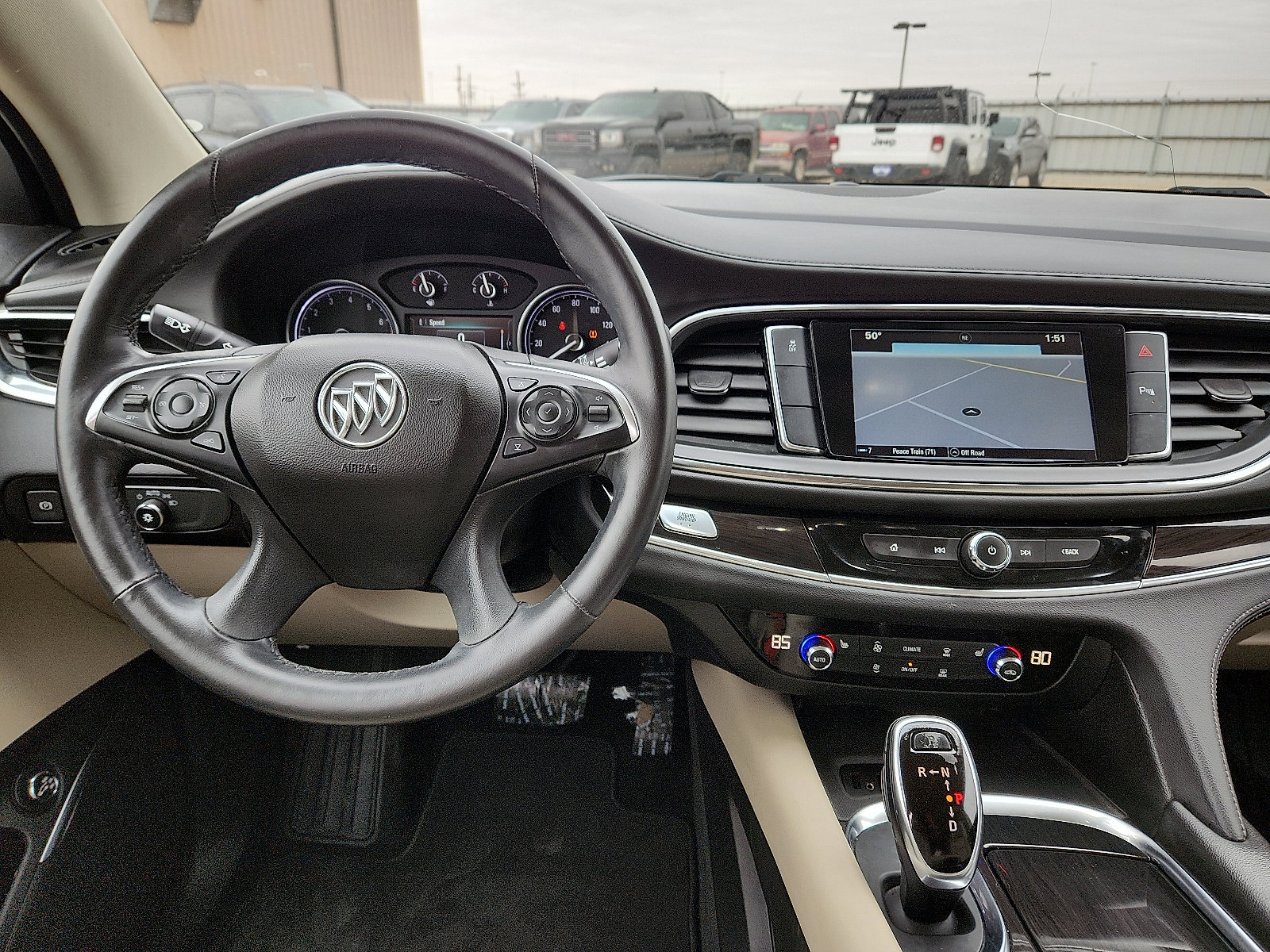Used 2018 Buick Enclave Essence FWD image 10