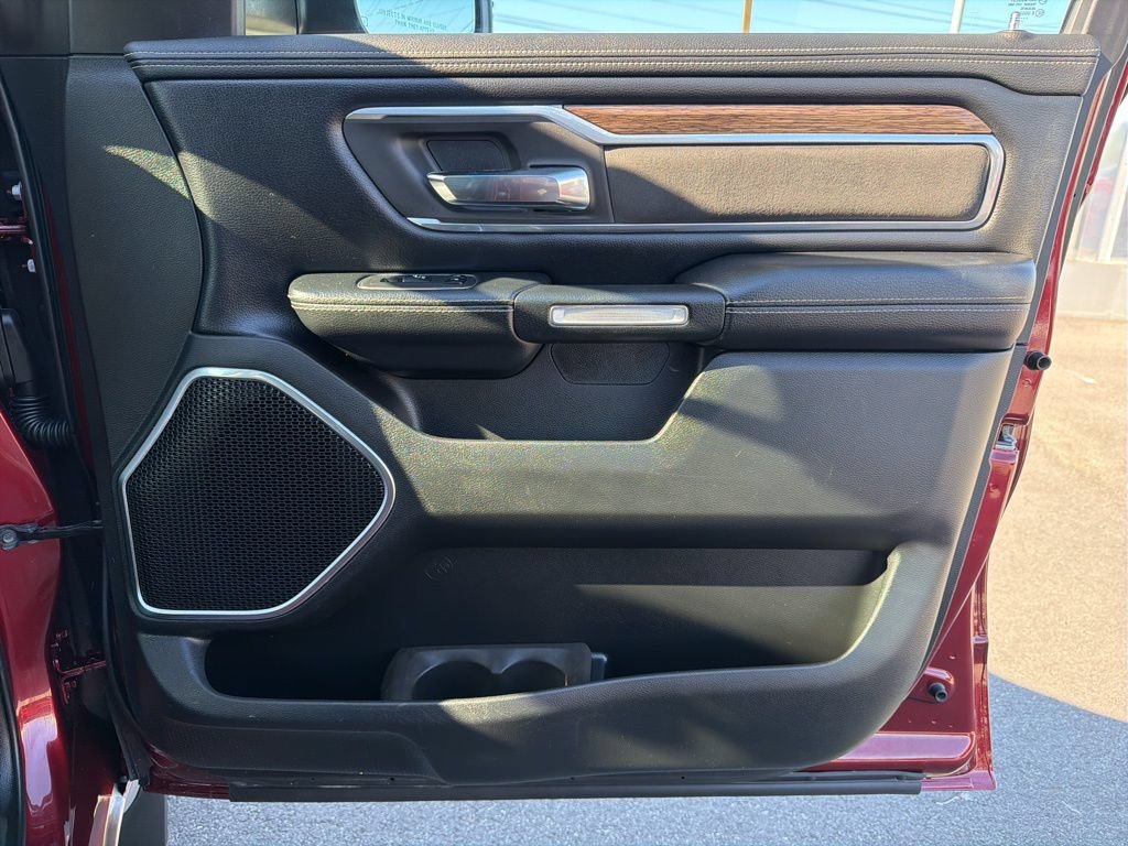Used 2019 RAM 1500 Laramie AWD/4WD image 26
