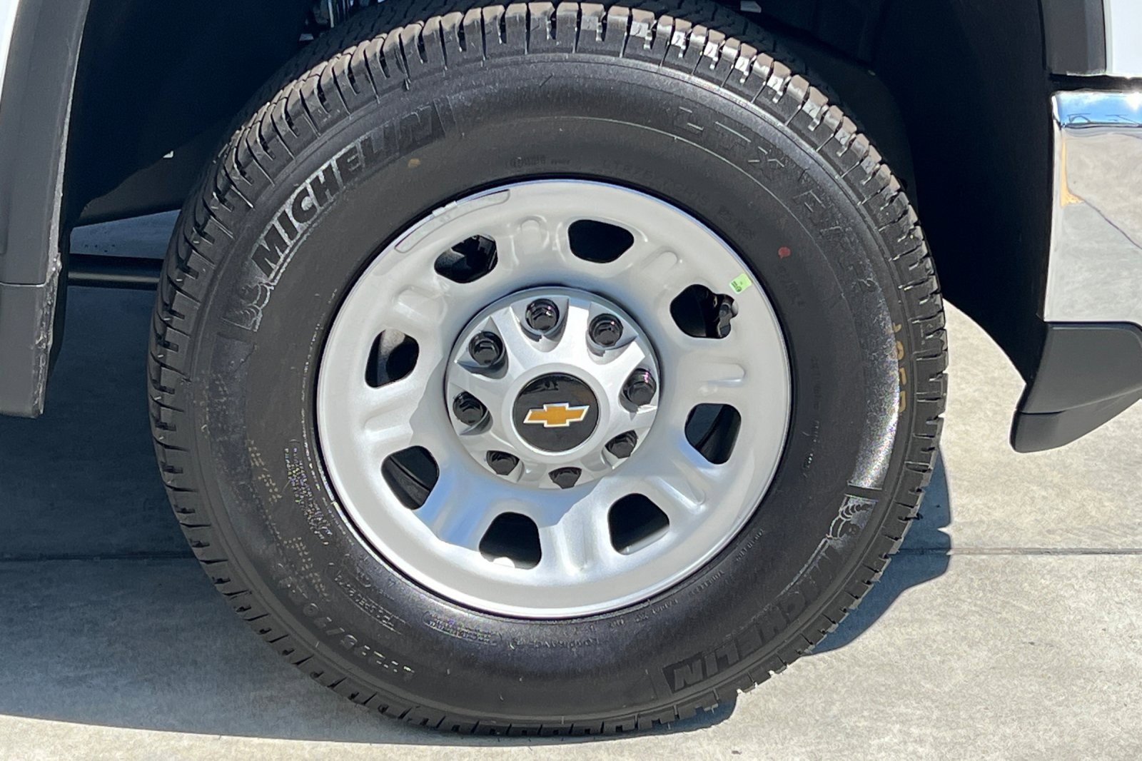 New 2025 Chevrolet Silverado 3500 W/T image 24
